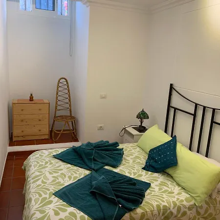 Apartment Basement Very Large Fantastic Location