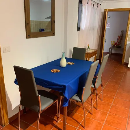 Basement Very Large Fantastic Location * Playa Blanca (Lanzarote)