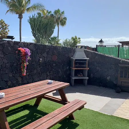 Basement Very Large Fantastic Location Apartment Playa Blanca (Lanzarote)